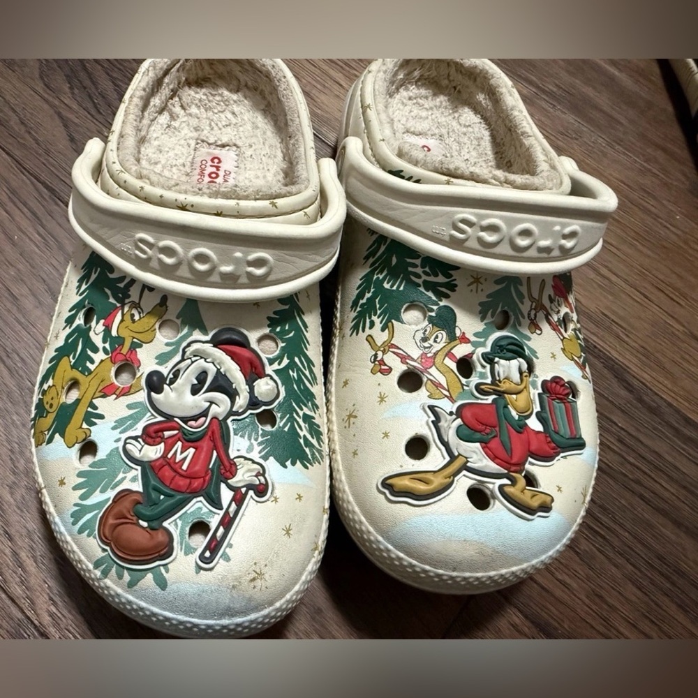 Crocs Unisex Disney Parks Christmas Mickey Mouse Donald Clogs Size M5 W7 Holiday